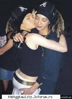 :hi:  :hi: poze haioase cu tokio hotel