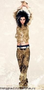 sa ne distram cu bill:... - al dreq de sedinta foto :x :x :x cine stie ce - Bill Kaulitz